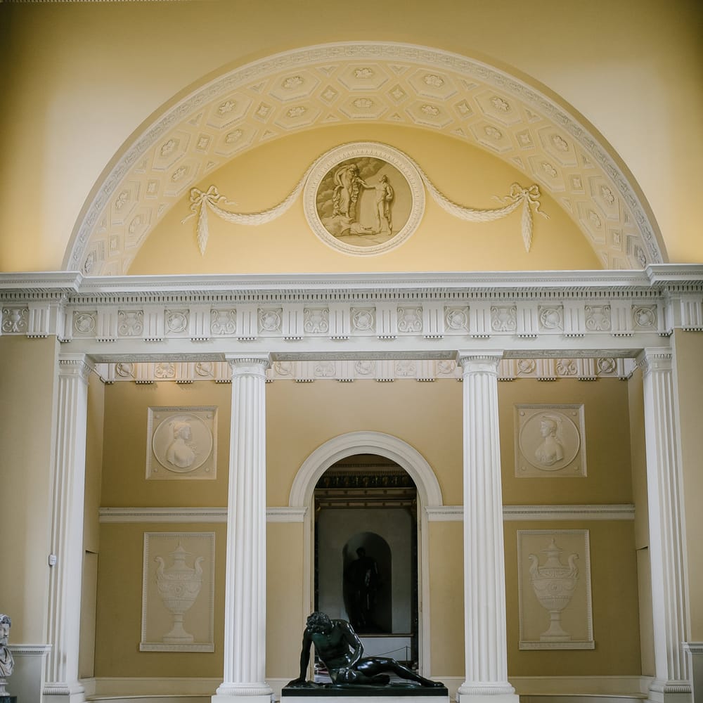 Monochrome Wedding at Syon Park London | Chris Barber Photography | Second Shooter Beatrici Photography