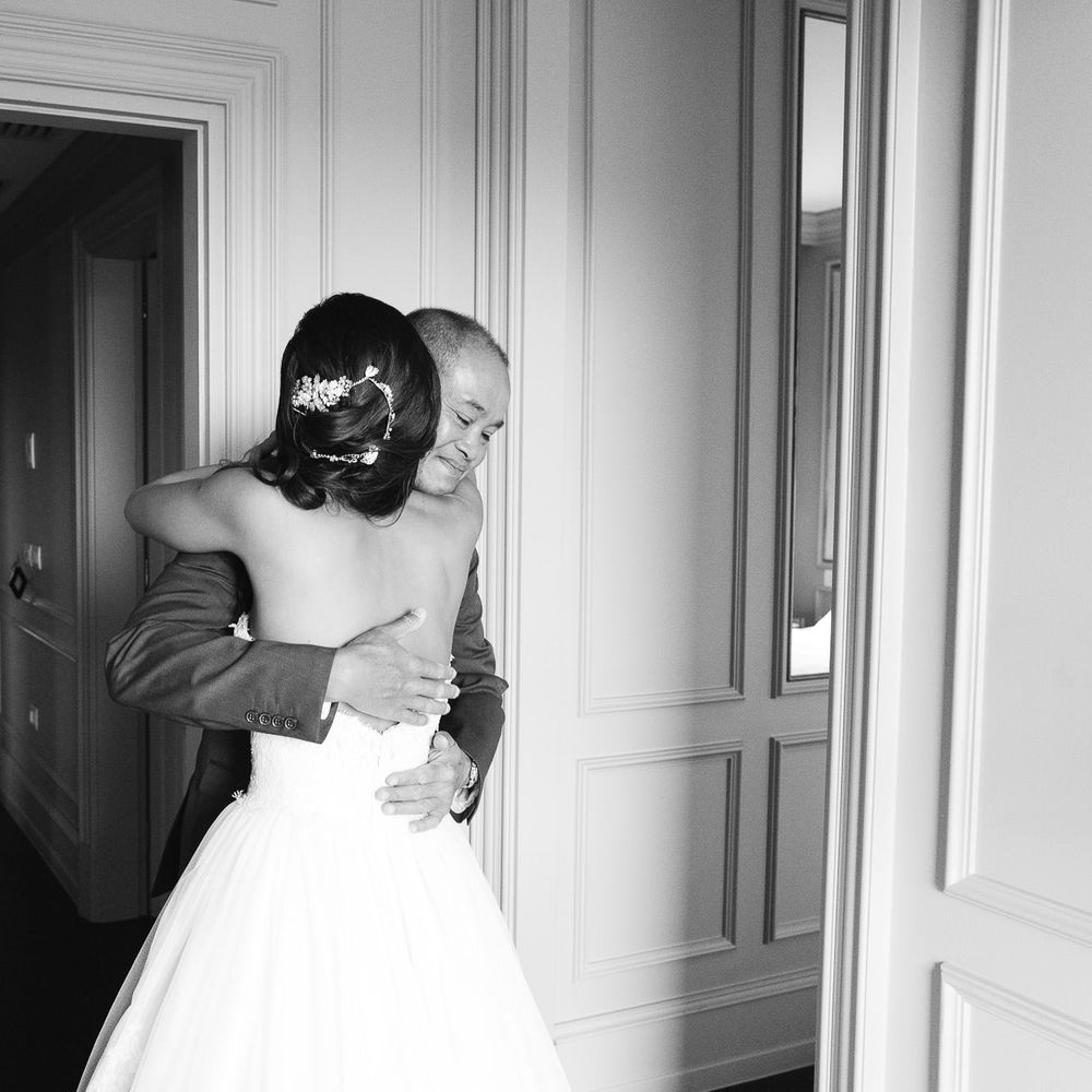 Bridal Preparations | Modern Trousseau Eveline Wedding Dress | Stefano Santucci Studio Photography | Second Shooter Giuseppe Marano | Gattotigre Films
