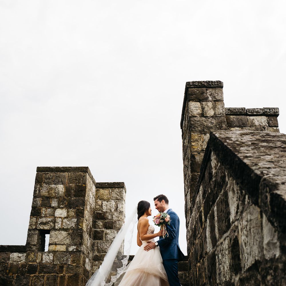 First Look | Modern Trousseau Eveline Wedding Dress | Groom in Suit Supply | Stefano Santucci Studio Photography | Second Shooter Giuseppe Marano | Gattotigre Films
