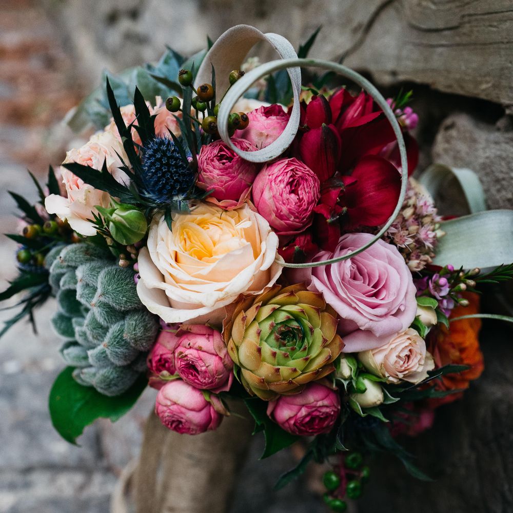 Bright Bouquet with Succulent | Stefano Santucci Studio Photography | Second Shooter Giuseppe Marano | Gattotigre Films