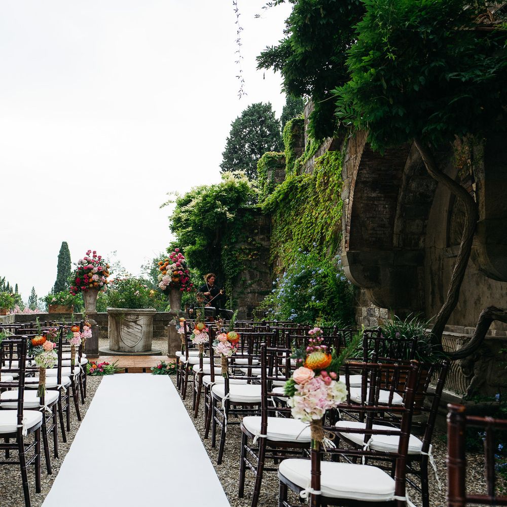 Outdoor Aisle & Altar Style | Stefano Santucci Studio Photography | Second Shooter Giuseppe Marano | Gattotigre Films