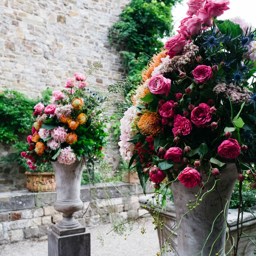 Bright Floral Arrangements | Outdoor Aisle & Altar Style | Stefano Santucci Studio Photography | Second Shooter Giuseppe Marano | Gattotigre Films