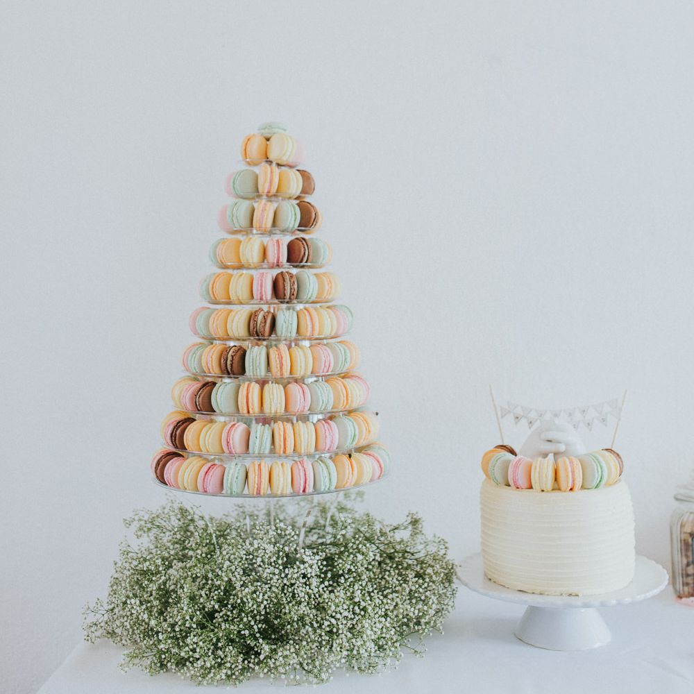 A Cotswold rustic wedding with mismatched bridesmaid dresses