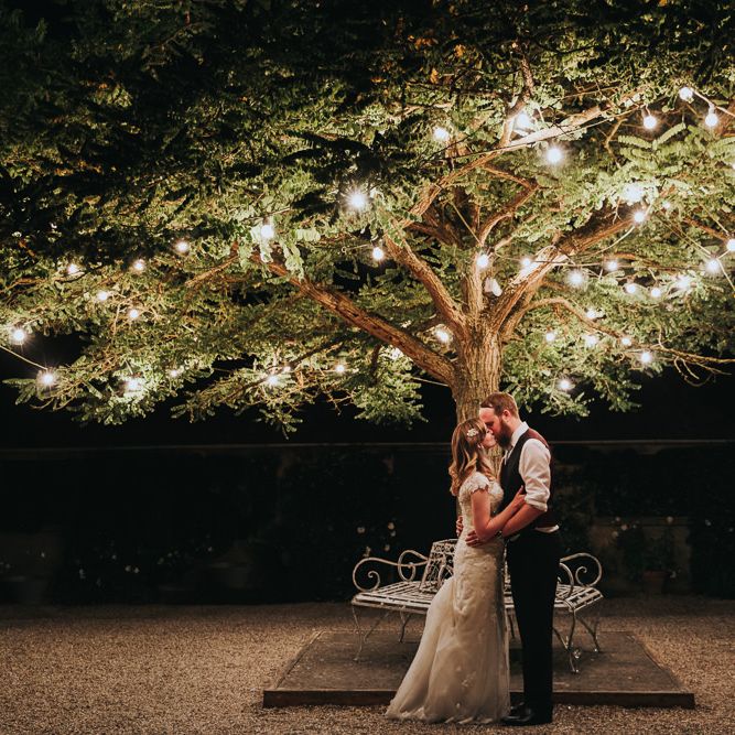 A Cotswold rustic wedding with mismatched bridesmaid dresses