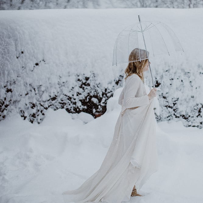 Snowy Winter Wedding In Bavaria With Bride In Truvelle
