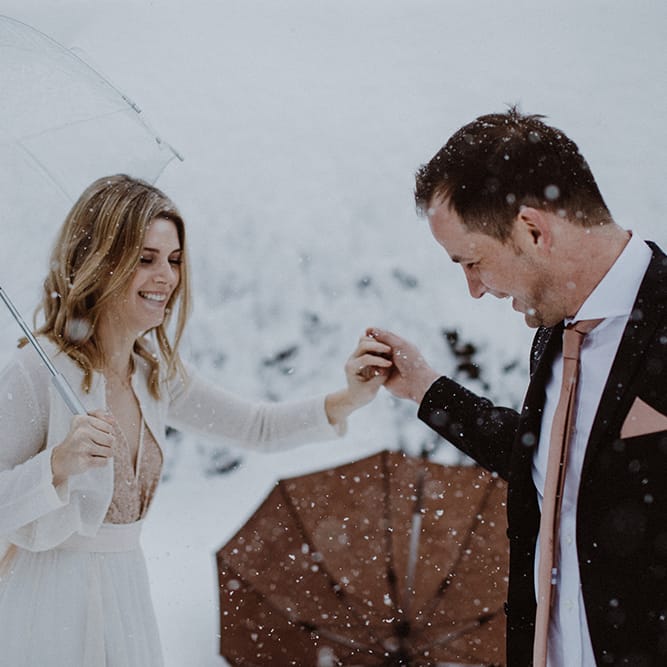 Snowy Winter Wedding In Bavaria With Bride In Truvelle