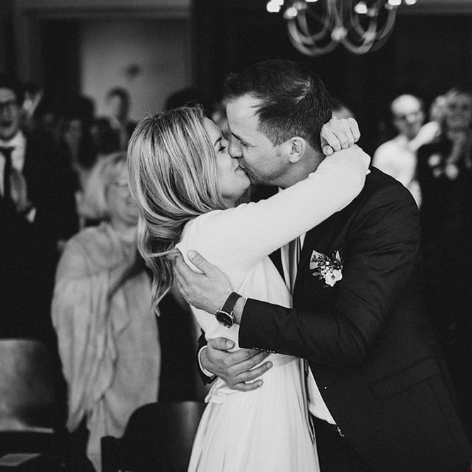 Snowy Winter Wedding In Bavaria With Bride In Truvelle