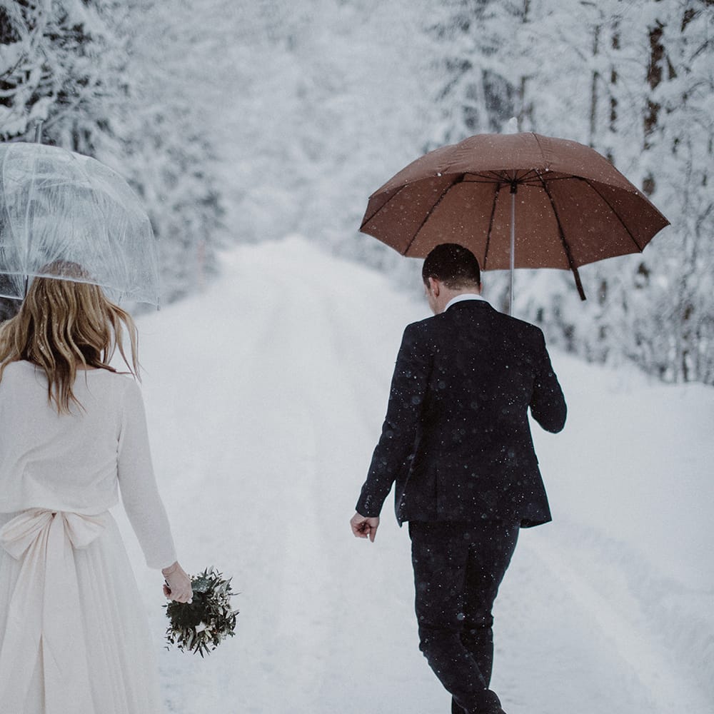 Snowy Winter Wedding In Bavaria With Bride In Truvelle
