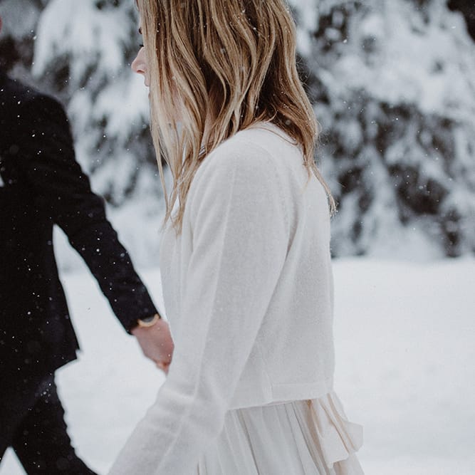 Snowy Winter Wedding In Bavaria With Bride In Truvelle