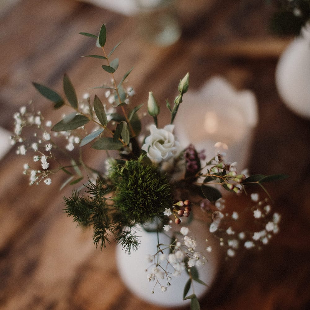 Cosy Winter Wedding Styling