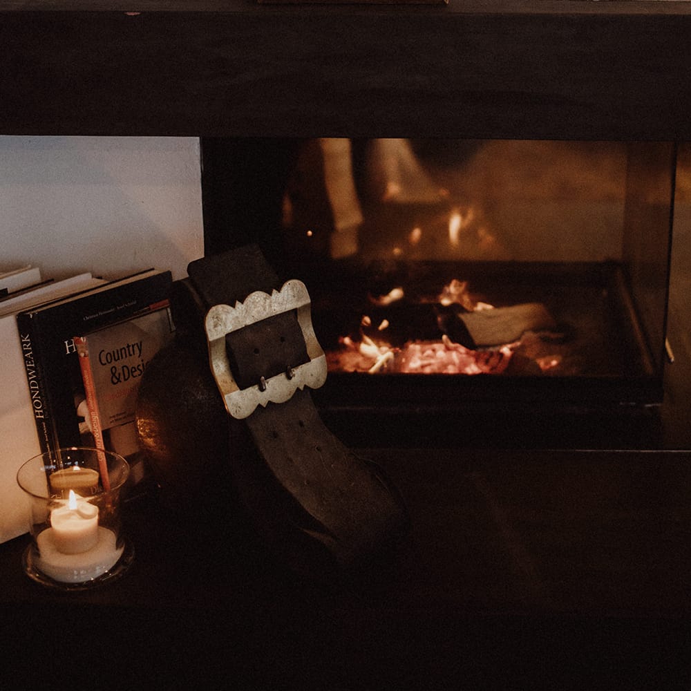 Cosy Winter Wedding Styling