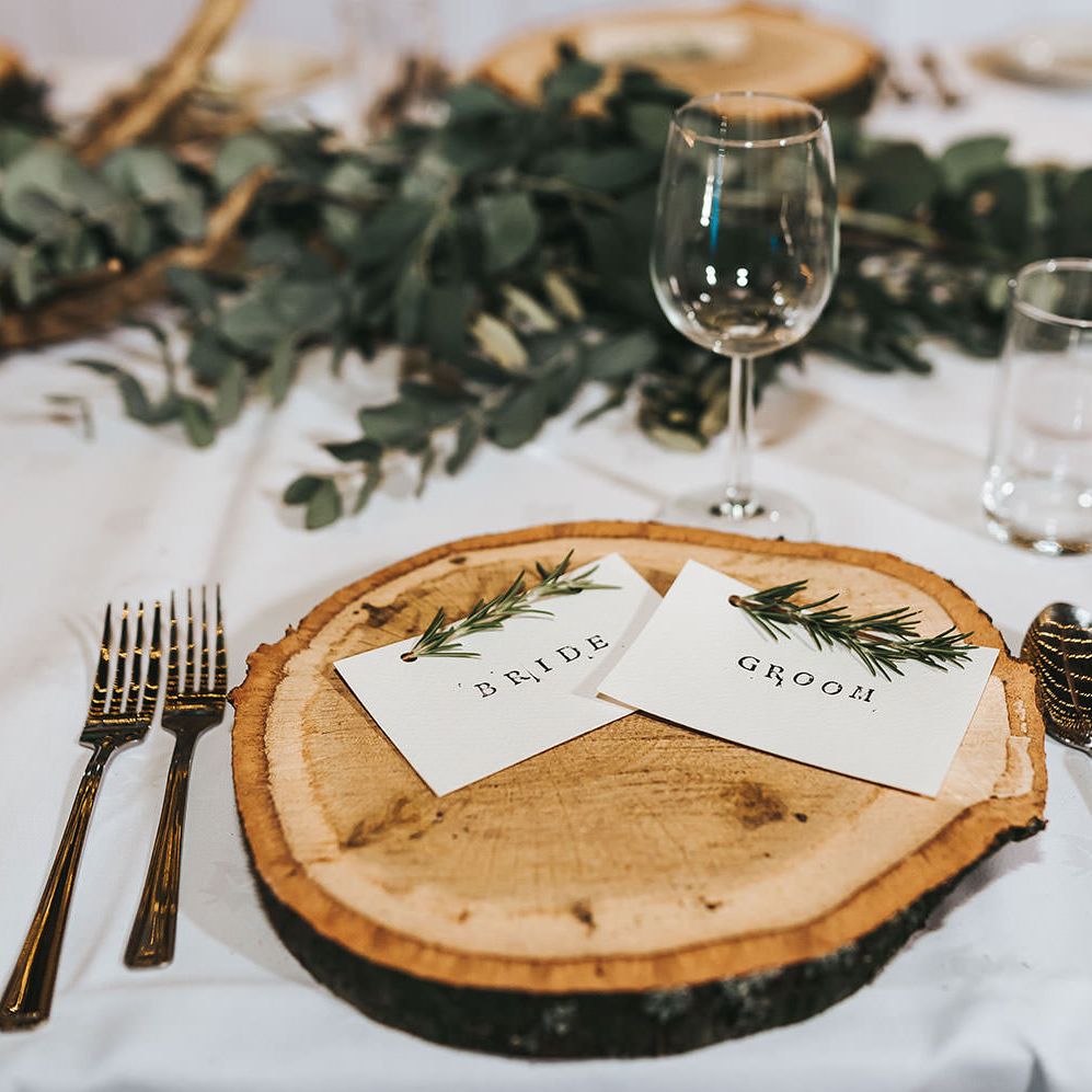 Wood Slice Place Setting