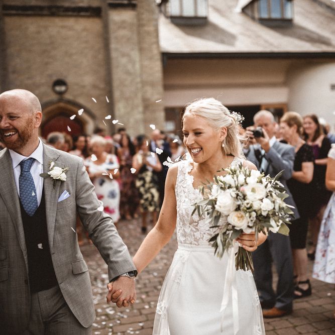 Rime Arodaky Bride For A Stylish Barn Wedding At Southend Barns Images From Benjamin Wheeler