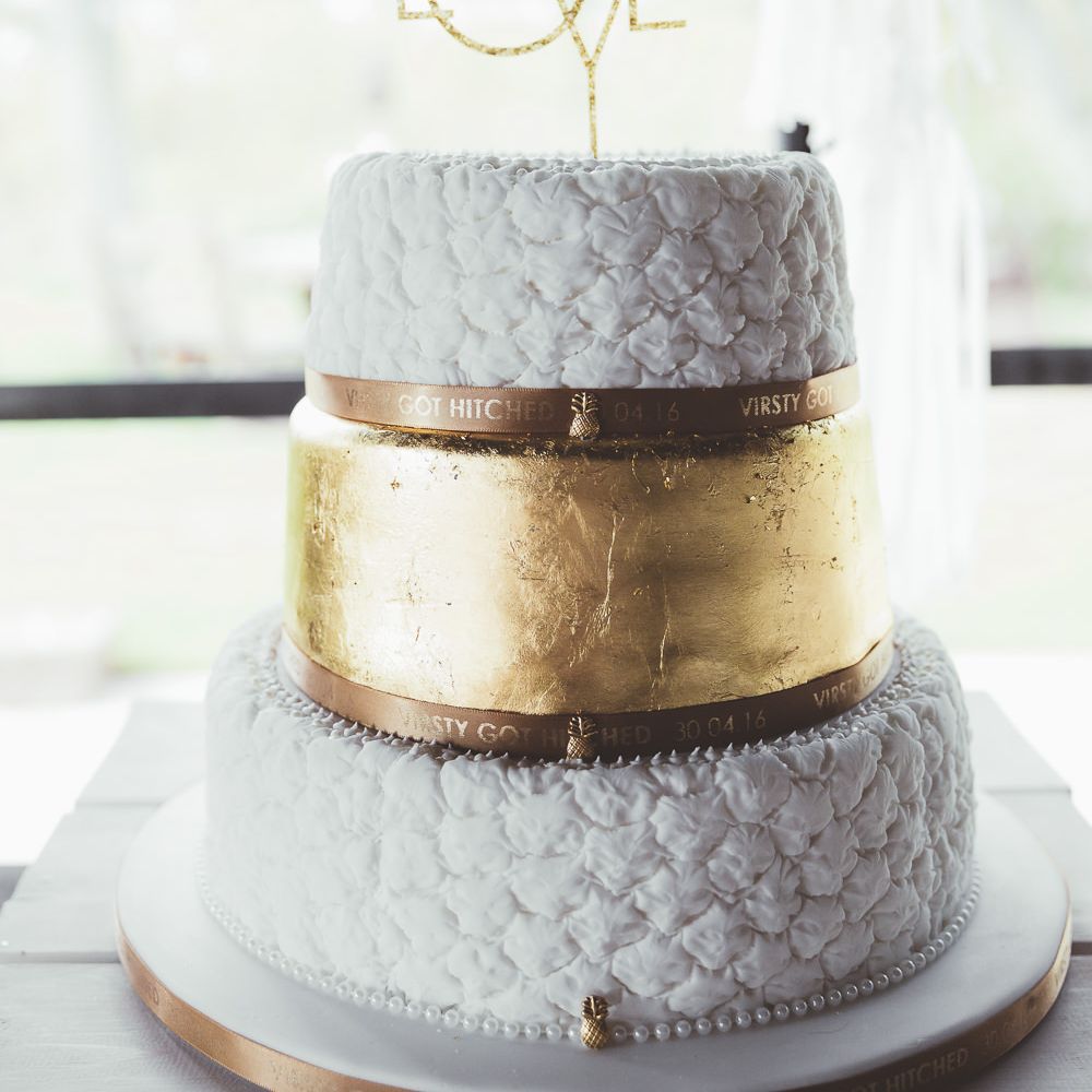 Wedding Cake | Gold Leaf Layer