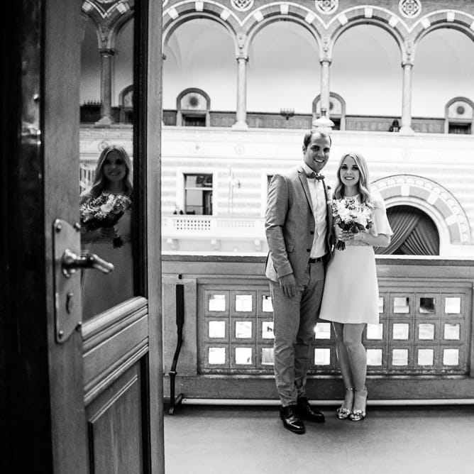 Stylish City Hall, Copenhagen, Elopement by Rochelle Coote Photography