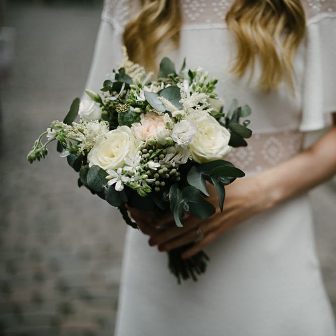 Stylish City Hall, Copenhagen, Elopement by Rochelle Coote Photography