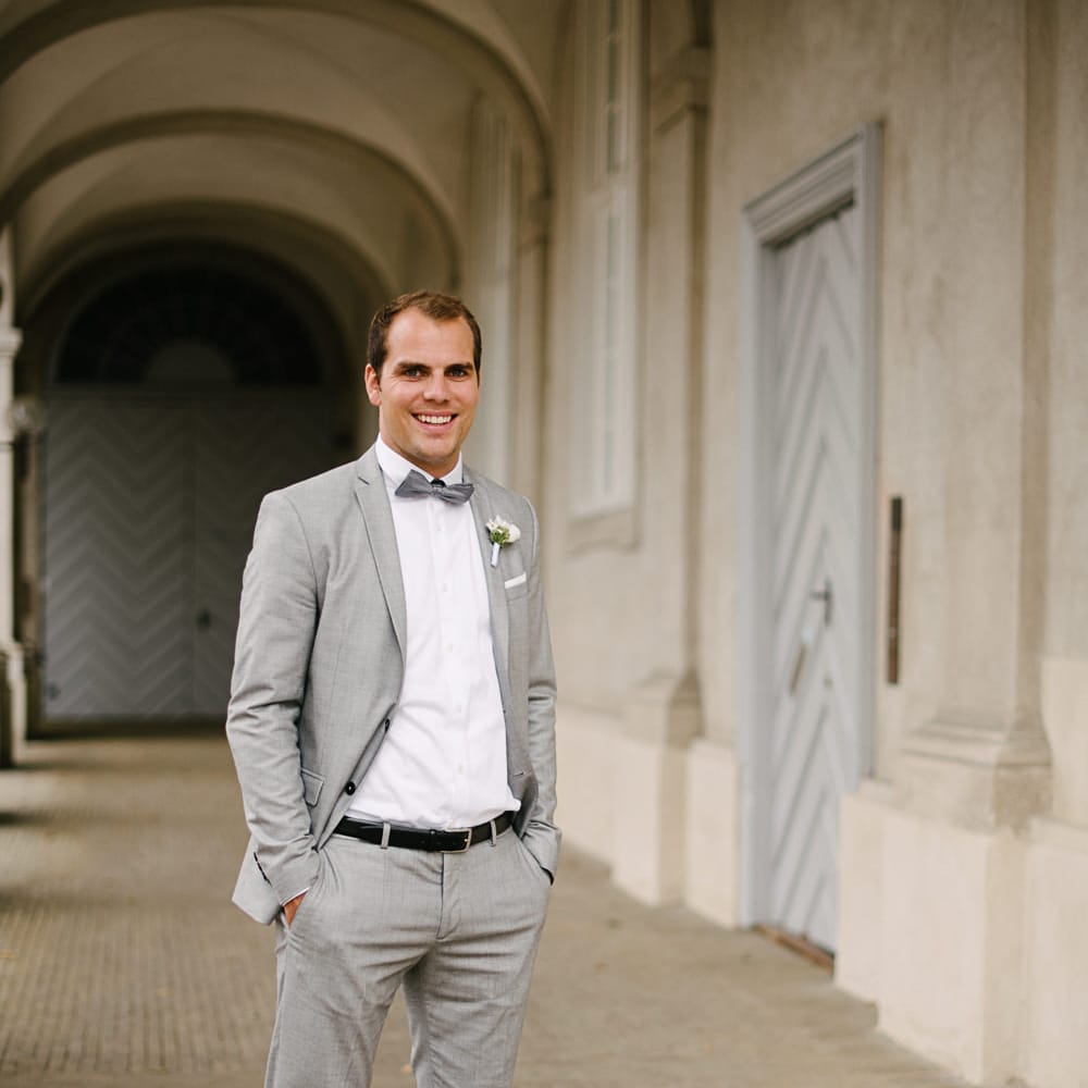 Stylish City Hall, Copenhagen, Elopement by Rochelle Coote Photography