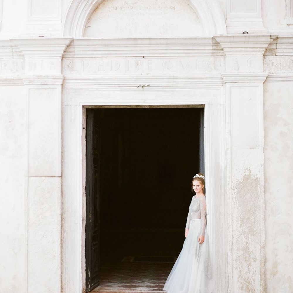 Creative Direction by <a href="https://www.averybelovedwedding.com/" target="_blank">A Very Beloved Wedding</a> | Images by <a href="https://www.sandraaberg.com/weddings/" target="_blank">Sandra Åberg Photography</a>