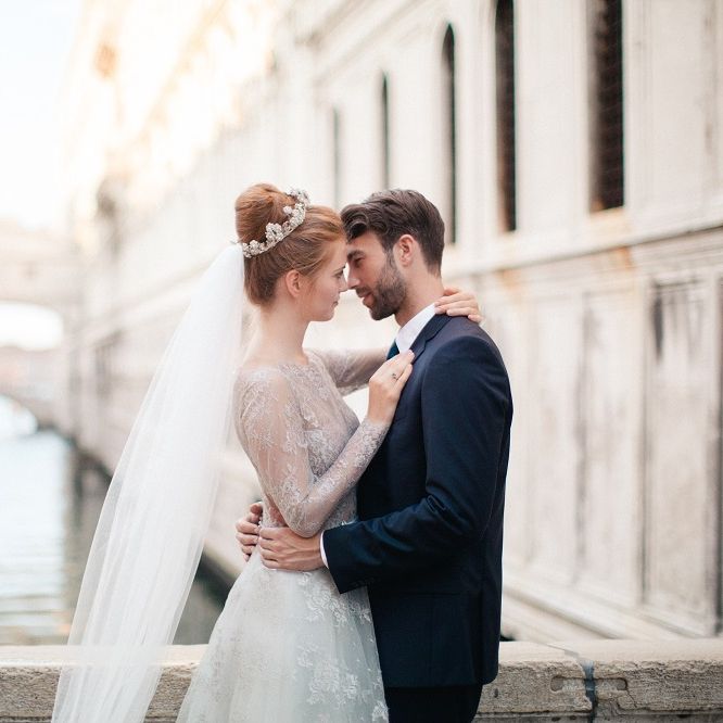 Creative Direction by <a href="https://www.averybelovedwedding.com/" target="_blank">A Very Beloved Wedding</a> | Images by <a href="https://www.sandraaberg.com/weddings/" target="_blank">Sandra Åberg Photography</a>