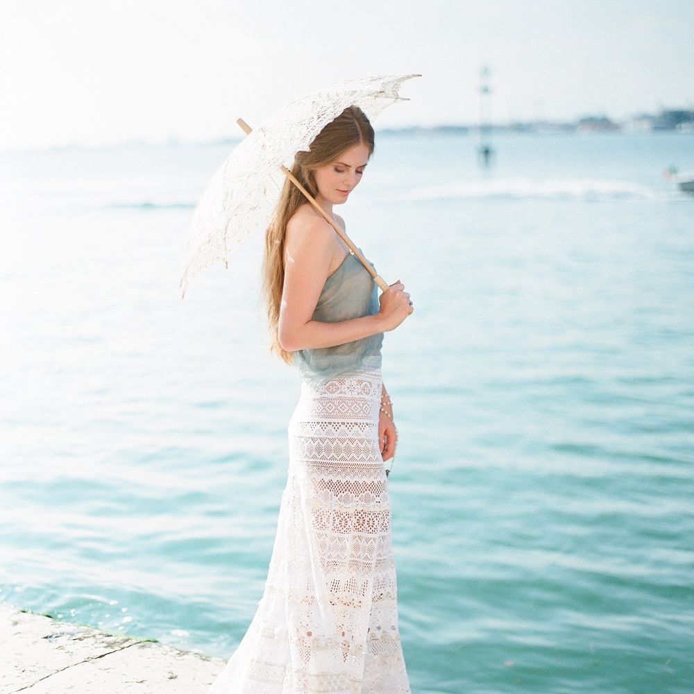 Creative Direction by <a href="https://www.averybelovedwedding.com/" target="_blank">A Very Beloved Wedding</a> | Images by <a href="https://www.sandraaberg.com/weddings/" target="_blank">Sandra Åberg Photography</a>