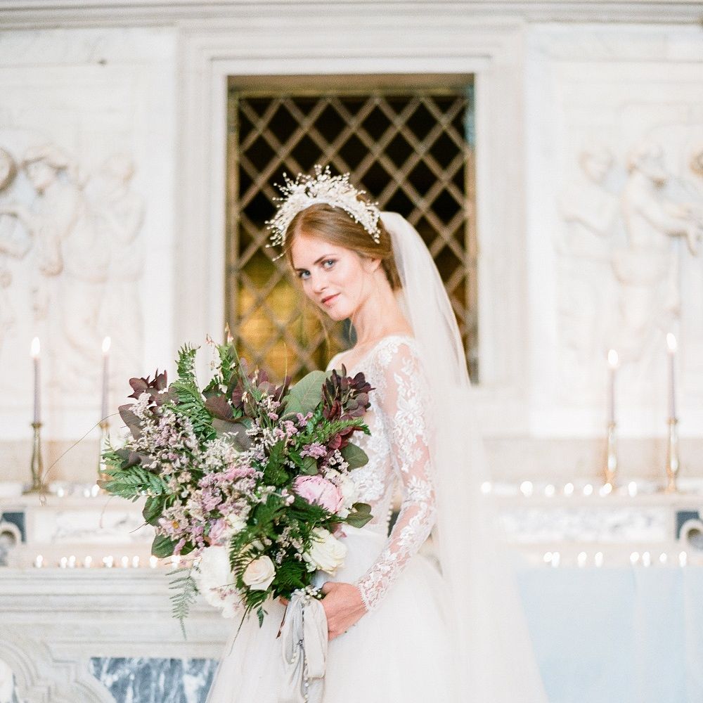 Creative Direction by <a href="https://www.averybelovedwedding.com/" target="_blank">A Very Beloved Wedding</a> | Images by <a href="https://www.sandraaberg.com/weddings/" target="_blank">Sandra Åberg Photography</a>