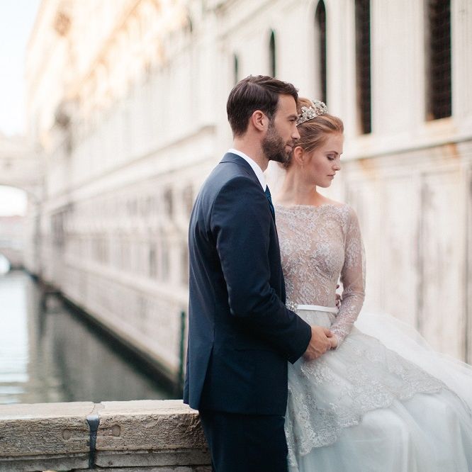 Creative Direction by <a href="https://www.averybelovedwedding.com/" target="_blank">A Very Beloved Wedding</a> | Images by <a href="https://www.sandraaberg.com/weddings/" target="_blank">Sandra Åberg Photography</a>