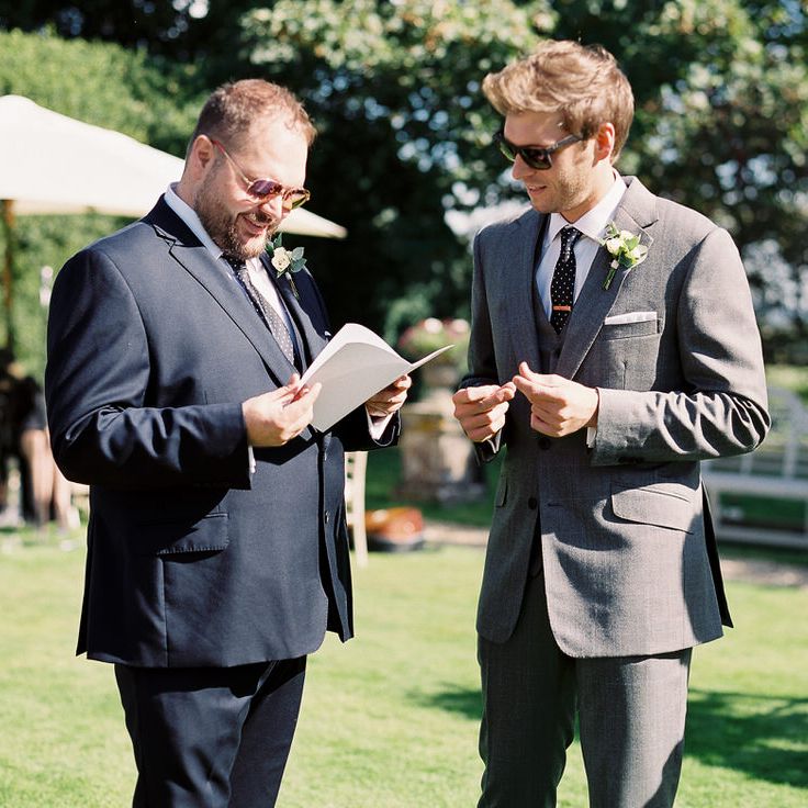 #crowedding Cad & The Dandy and Moss Bross