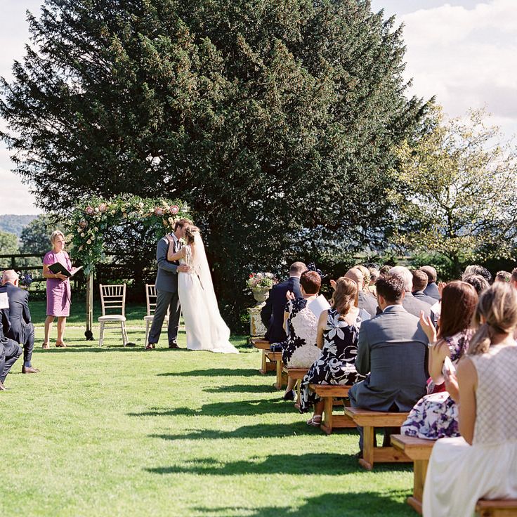 #crowedding Elmore Court outdoor ceremony