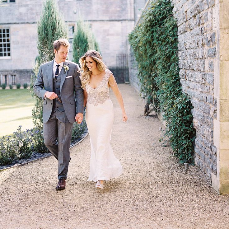 #crowedding Anna Campbell gown Cad & The Dandy suit