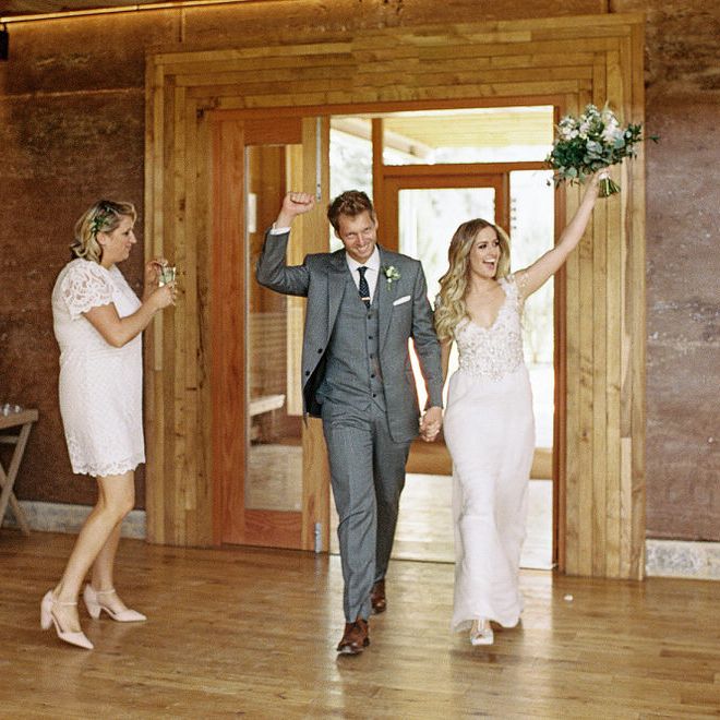 #crowedding Elmore Court