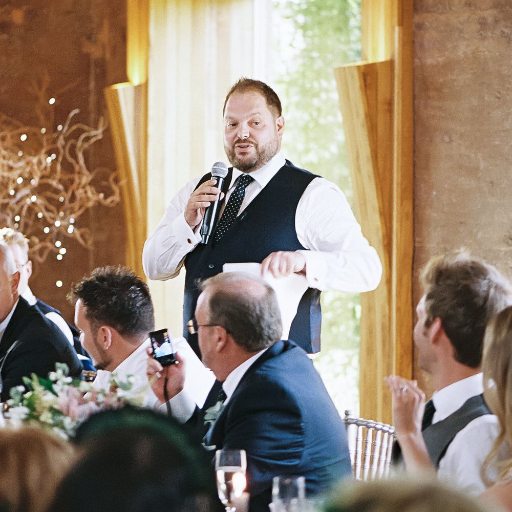 #crowedding Elmore Court