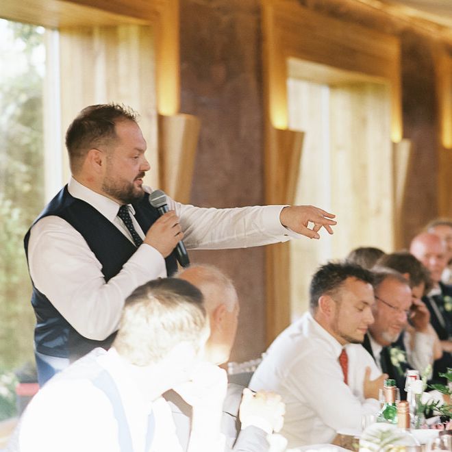 #crowedding Elmore Court