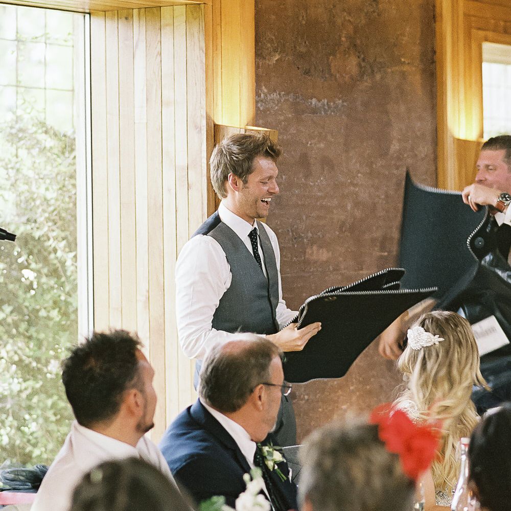 #crowedding Elmore Court