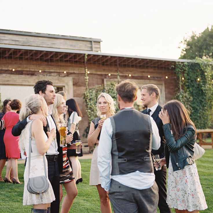 #crowedding Elmore Court outdoor reception