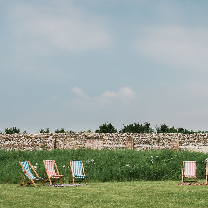 North Hidden Barn Deckchairs