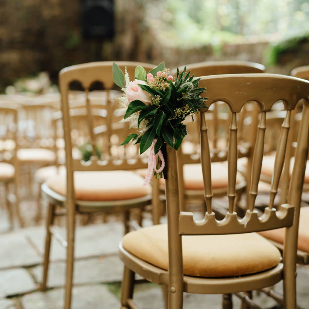 Aisle Chair Back Floral Decor | The Lou's Photography