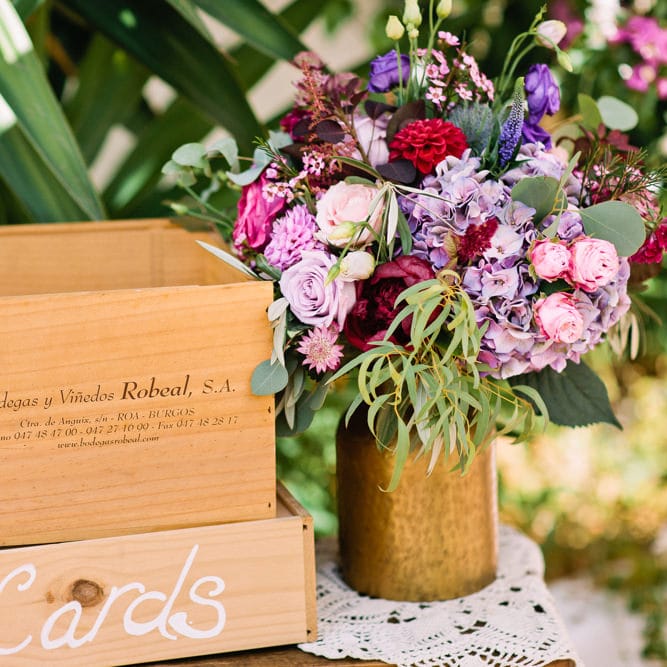 Wooden Wedding Card Box | Jewel Coloured Spanish Wedding Planned & Styled by Rachel Rose Weddings | Anna Gazda Photography
