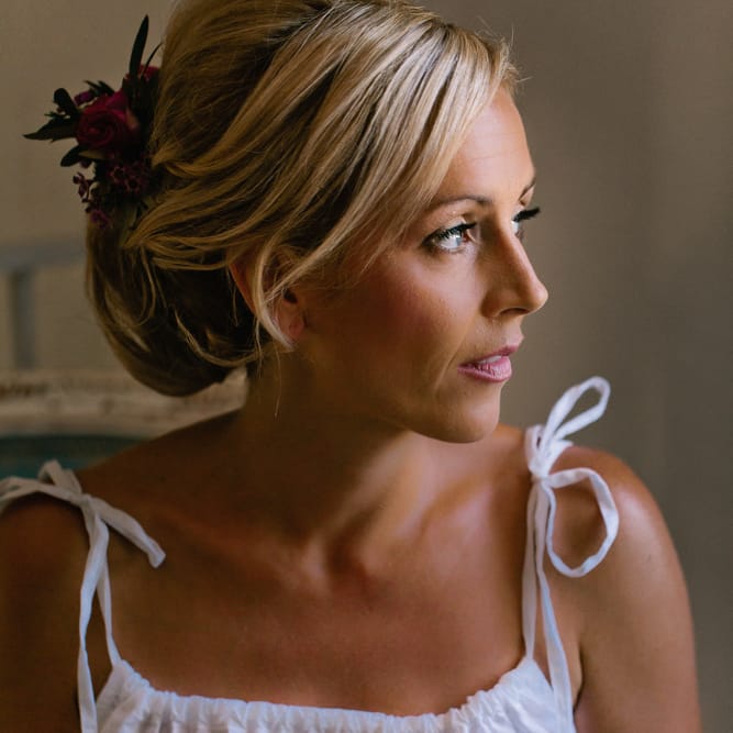 Bridal Preparations | Jewel Coloured Spanish Wedding Planned & Styled by Rachel Rose Weddings | Anna Gazda Photography