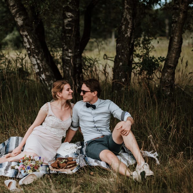 Festival Wedding At Campsite In Holland With A Picnic Reception & Images From Green Antlers Photography