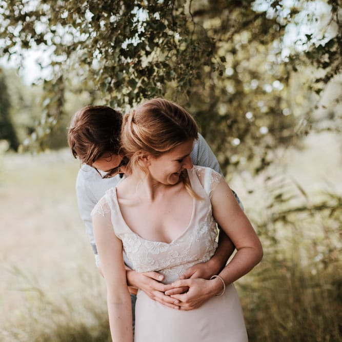Festival Wedding At Campsite In Holland With A Picnic Reception & Images From Green Antlers Photography