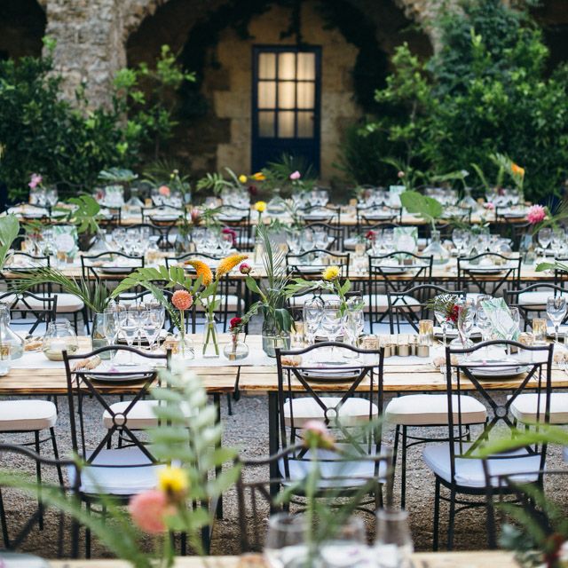 Tropical Inspired Wedding Decor For An Outdoor Wedding Reception In Spain