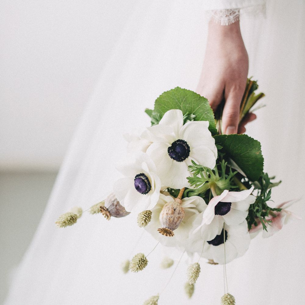 Anemone Flower Wedding Bouquet // Minimal Elegant Bridal Inspiration Shoot With Ikebana Inspired Floral Arrangements By Kitten Grayson // Planned & Styled By Anemone Style // Images Genevieve Wedding Photography