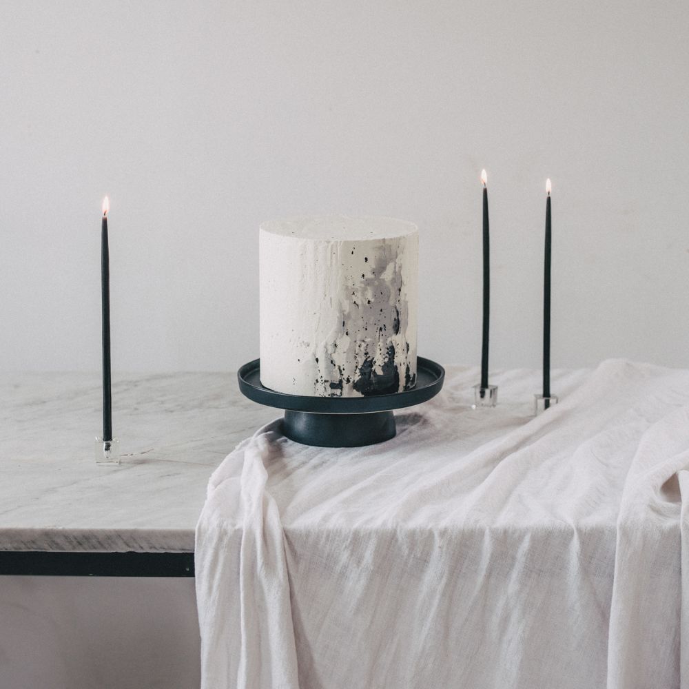 Buttercream Wedding Cake With Speckled Icing // Minimal Elegant Bridal Inspiration Shoot With Ikebana Inspired Floral Arrangements By Kitten Grayson // Planned & Styled By Anemone Style // Images Genevieve Wedding Photography
