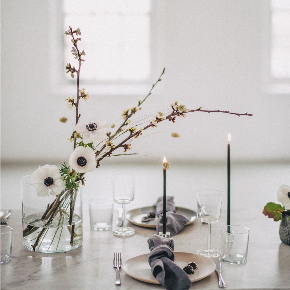 Minimal Elegant Bridal Inspiration Shoot With Ikebana Inspired Floral Arrangements By Kitten Grayson // Planned & Styled By Anemone Style // Images Genevieve Wedding Photography
