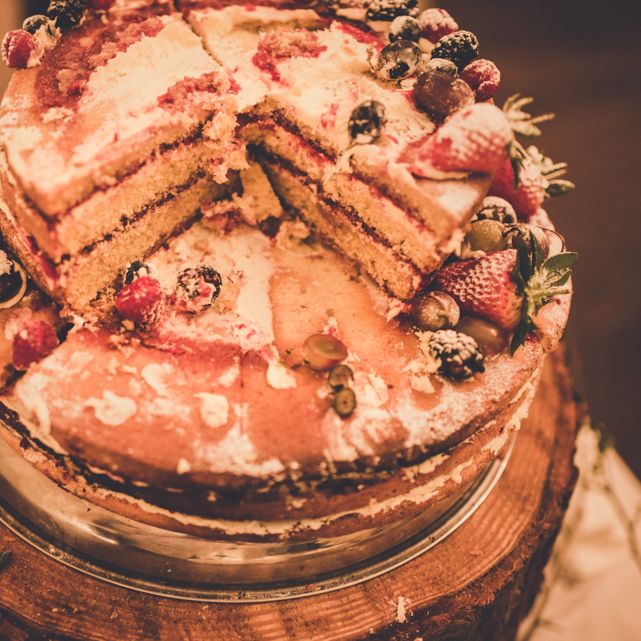 Naked Cake For Wedding