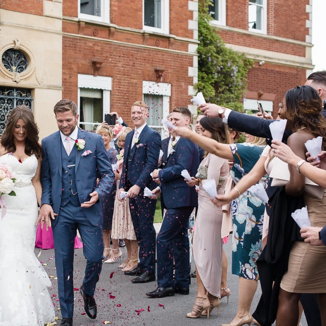 Bride & Groom Confetti Exit