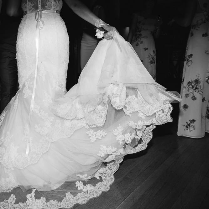 Bride in Lace Enzoani Wedding Dress