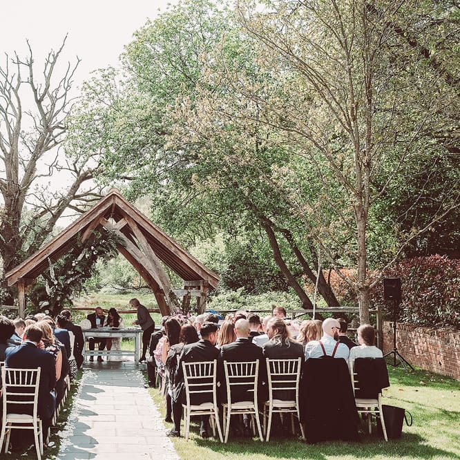 Botanical Outdoor Wedding at Millbridge Court | Lemonade Pictures