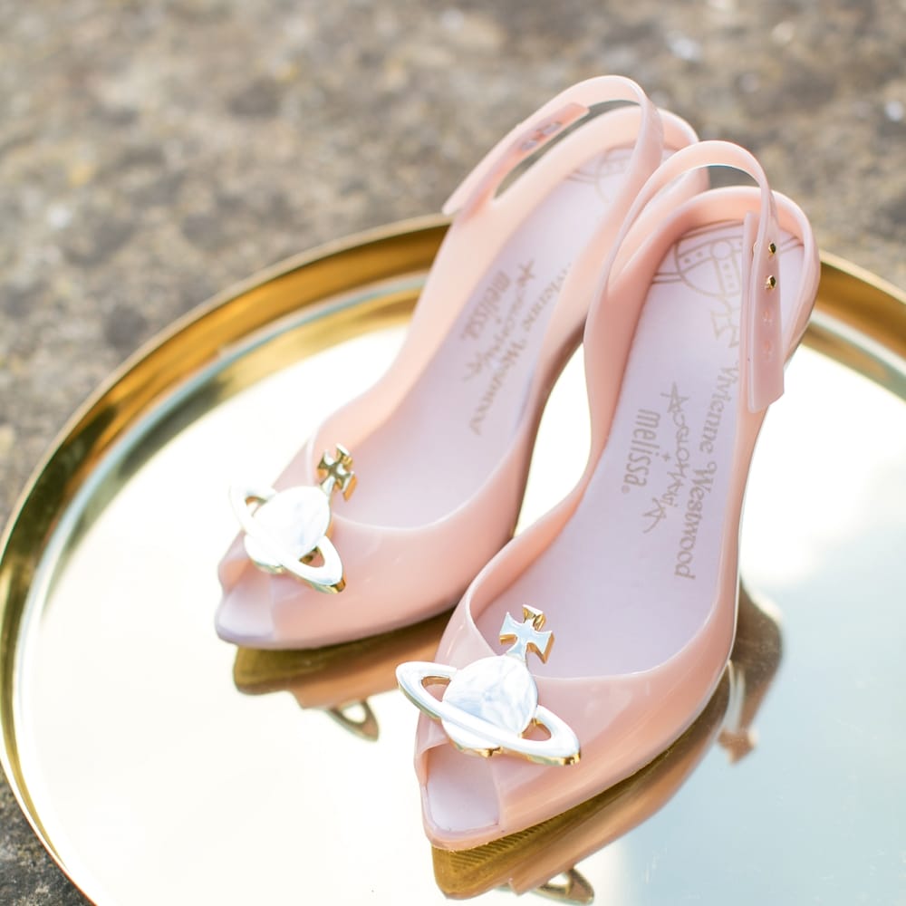 Pastel English Countryside Asian Fusion Wedding Inspiration