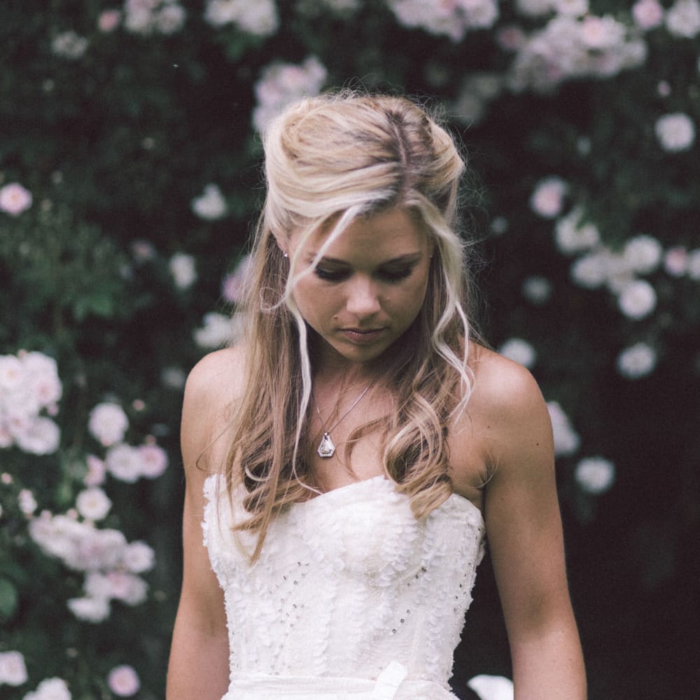 Bride in Monique Lhuillier Candy Wedding Dress